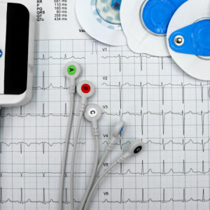Leggere l’ECG: Dalla Teoria alla Pratica Clinica